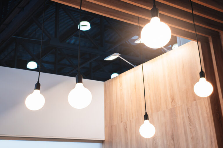 Nos Solutions d'Éclairage Décoratif sur Mesure